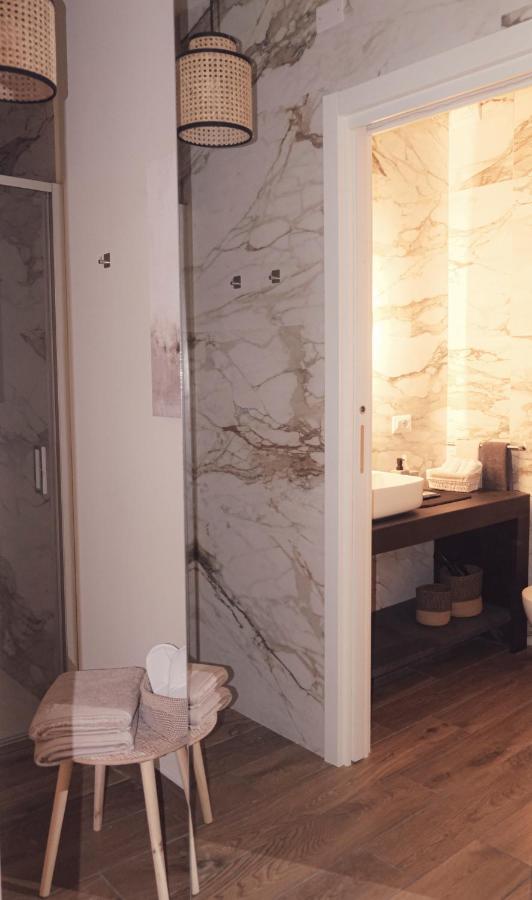 Suite Yenne 칼리아리 외부 사진
