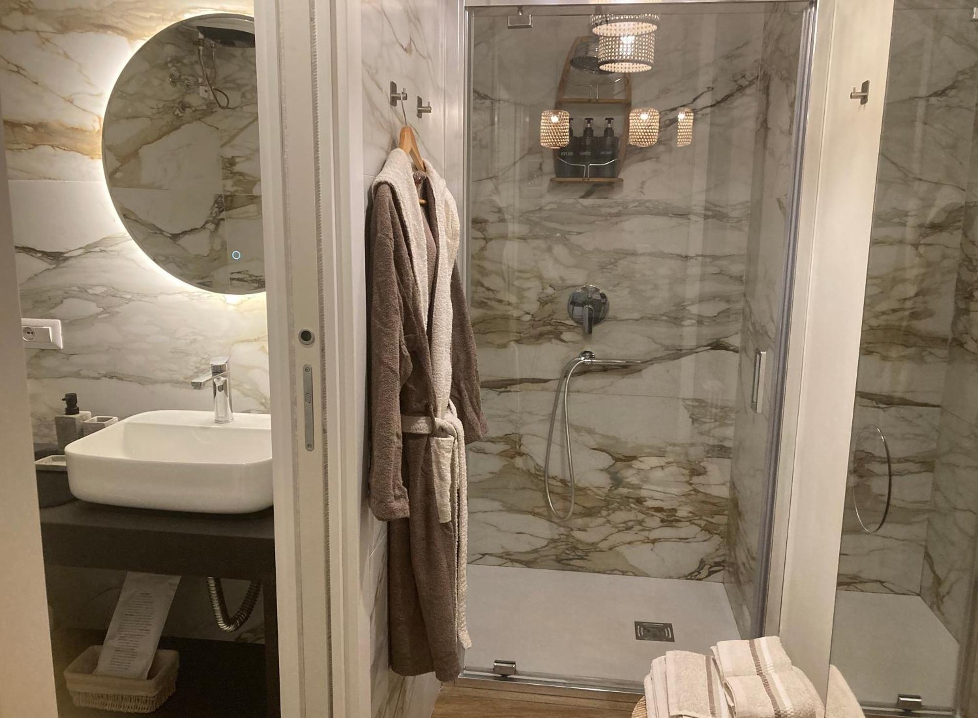 Suite Yenne 칼리아리 외부 사진